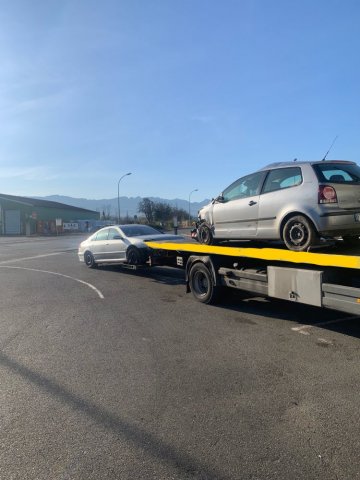 Enlèvement de voiture non roulant par un épaviste gratuit à Grenoble